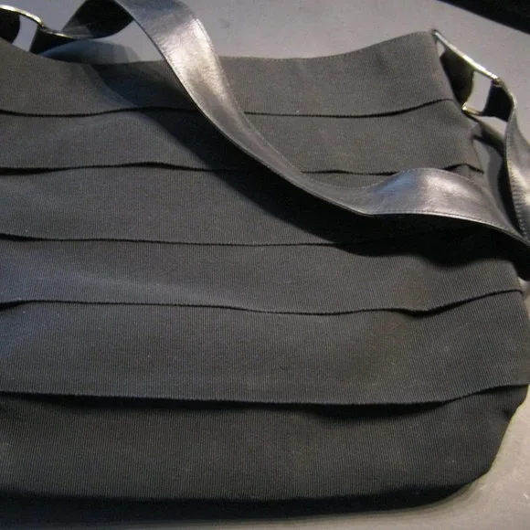 Ferragamo Tiered Vala Black Tote - Picture 1 of 8